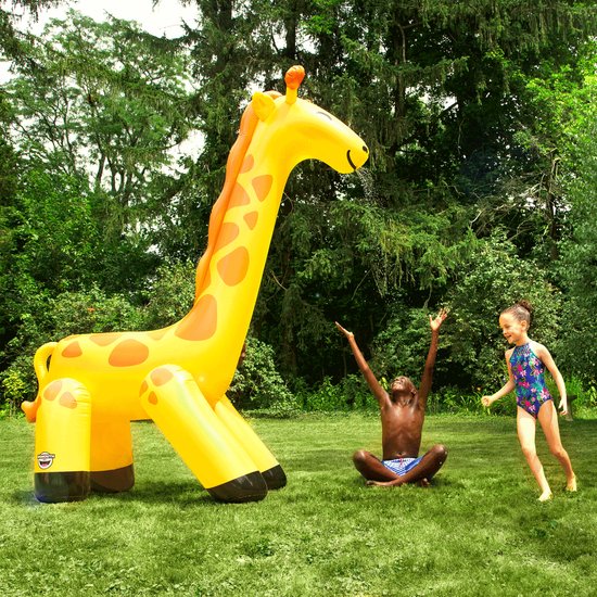 Giant Giraffe Water Sprinkler