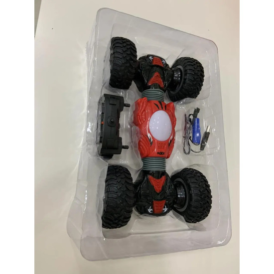 سيارة للتحكم عن بعد قابلة للدوران