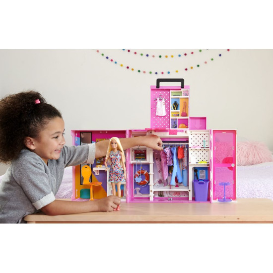 Barbie Dream Closet Doll And Playset