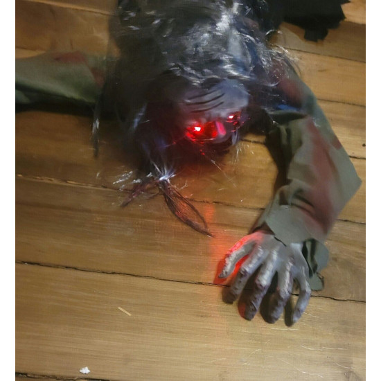 دعامة ساحرة الزومبي الناطقة للهالوين / قطعة واحدة