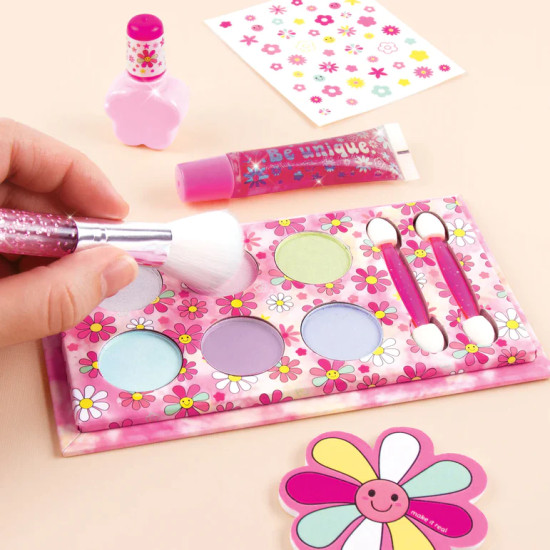 Blooming Beauty Cosmetic Set - Make it Real