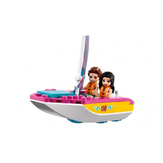 Friends Forest Camper Van And Sailboat -LEGO