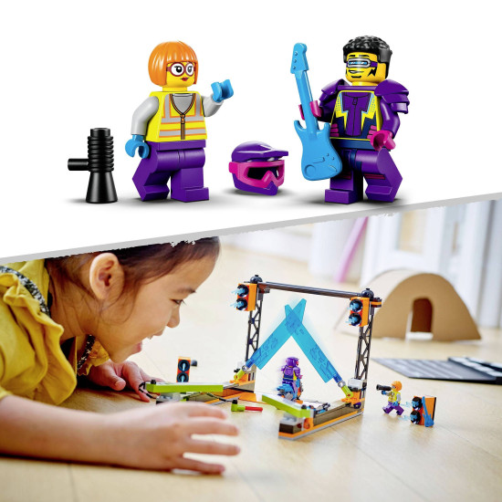 City The Blade Stunt Challenge - LEGO