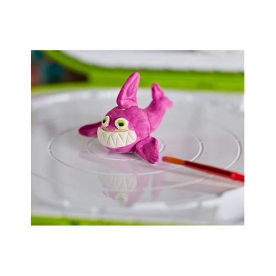 مجموعة التلوين مع المعجون من كرايولا