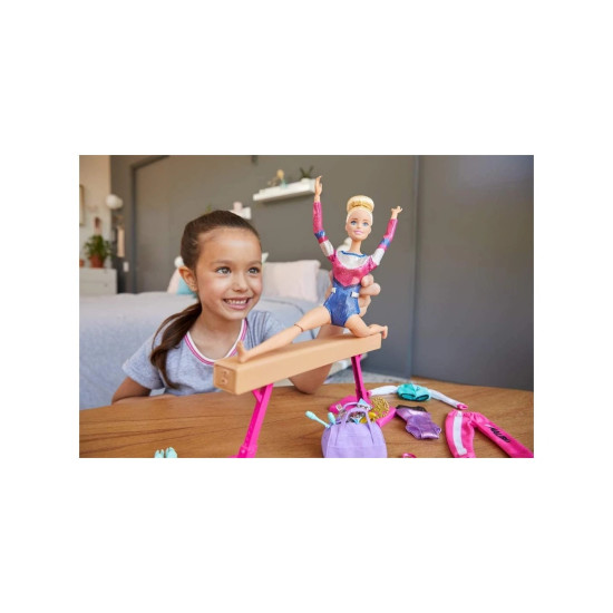 مجموعة لعب باربي الجمباز