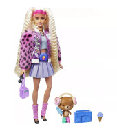 دمية باربي بمعطف منقط