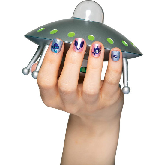 Foil Galaxy Nail Studio - Klutz